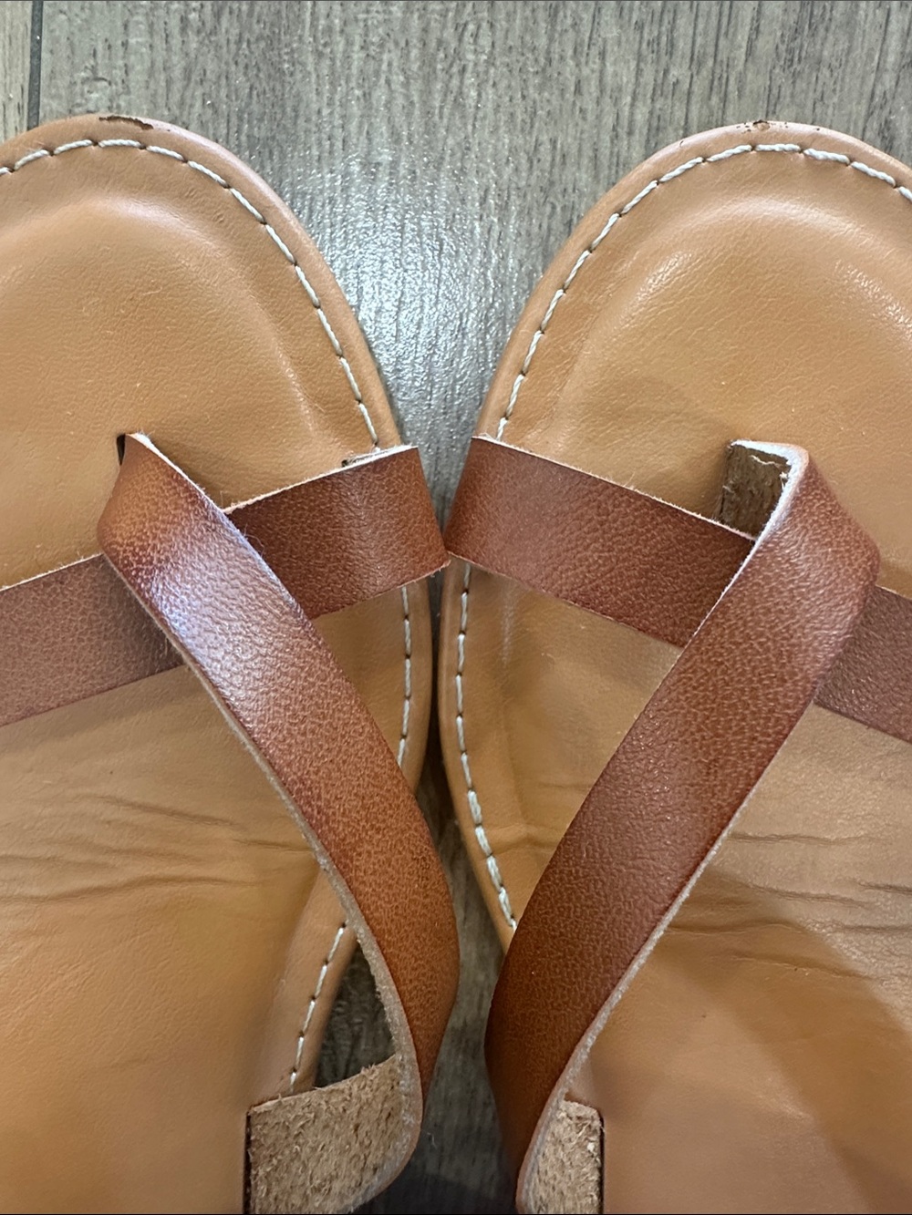 Steve Madden Tan and Brown Strappy Slide Sandals - Picture 8 of 8